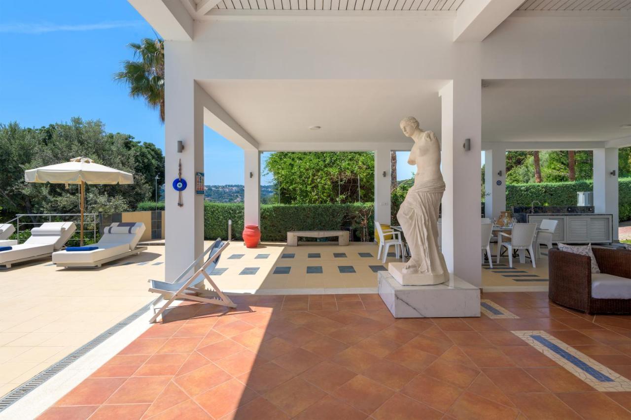 Grande Dame Villa Of Rhodes Asgourou Exteriér fotografie