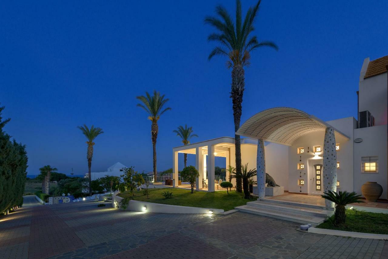 Grande Dame Villa Of Rhodes Asgourou Exteriér fotografie
